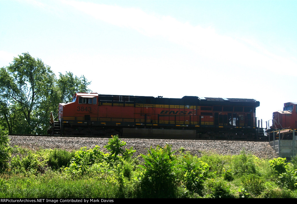 BNSF 3843